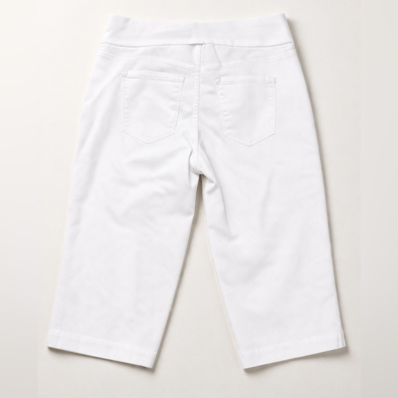 Gloria Vanderbilt Amanda White Pull-On Capris Size 6 Slimming - Picture 2 of 7